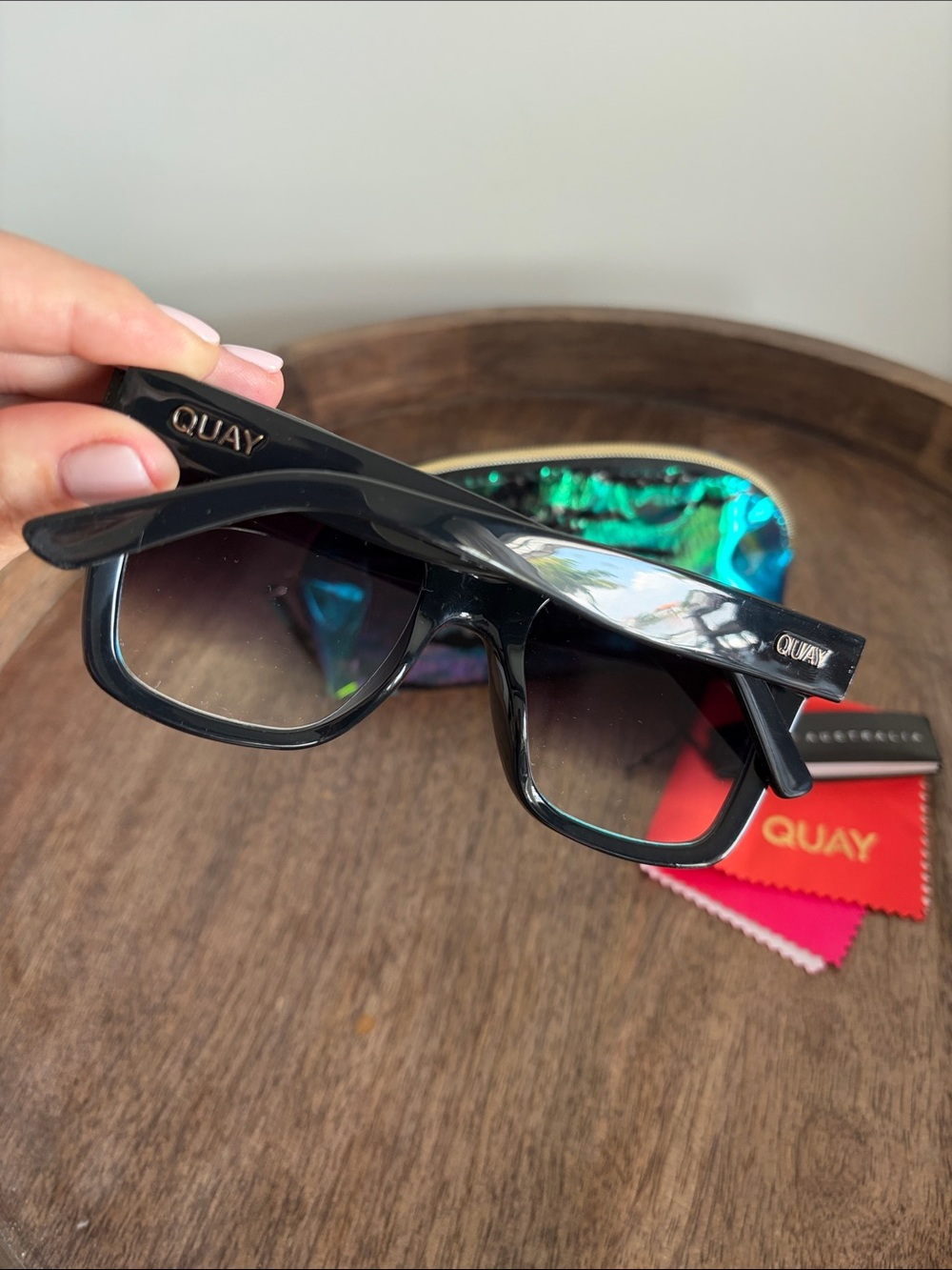 Quay Australia Black Crystal-Stud Square Sunglasses with Iridescent Pouch - Picture 4 of 13